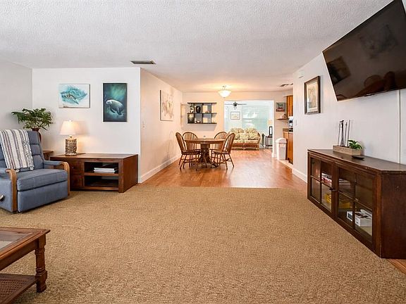 3rd image of 5008 27TH AVENUE W