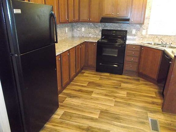 2nd image of 1213 Ewing Dr