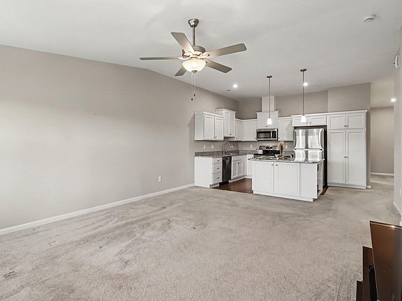 4th image of 2526 Elyria Ct