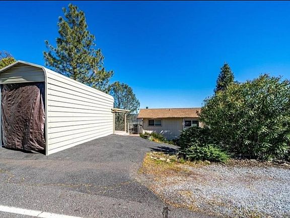 2nd image of 4871 Bayview Dr #A