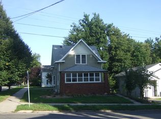 1374 College Ave NE, Grand Rapids, MI 49505
