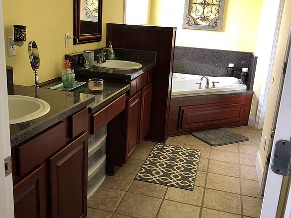 2nd image of 255 Esor Cir