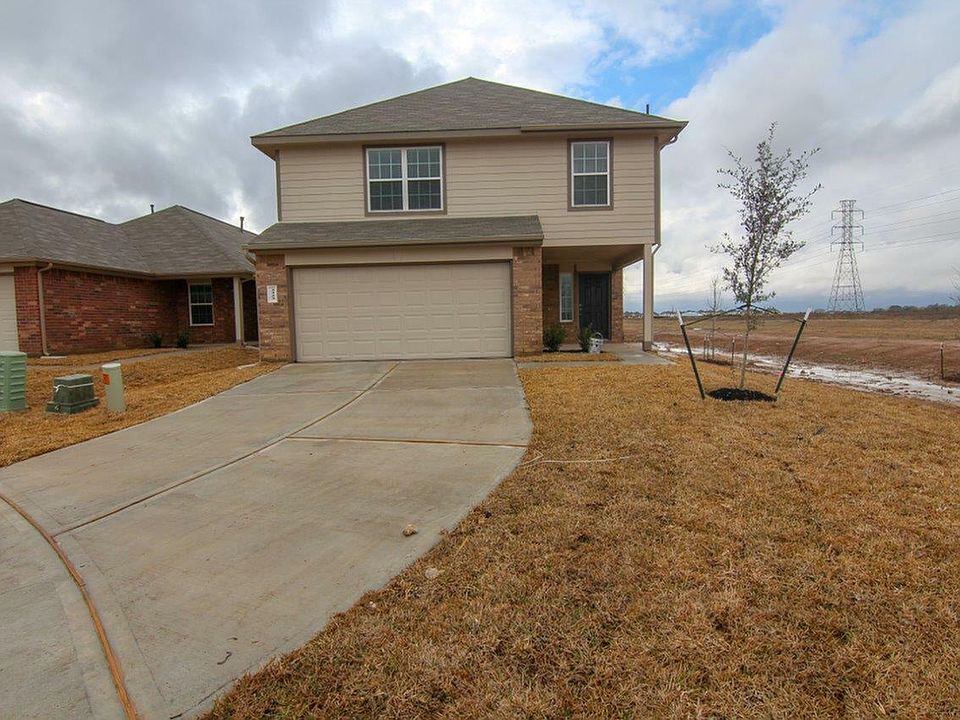 1st image of 3323 Lake Como Ct