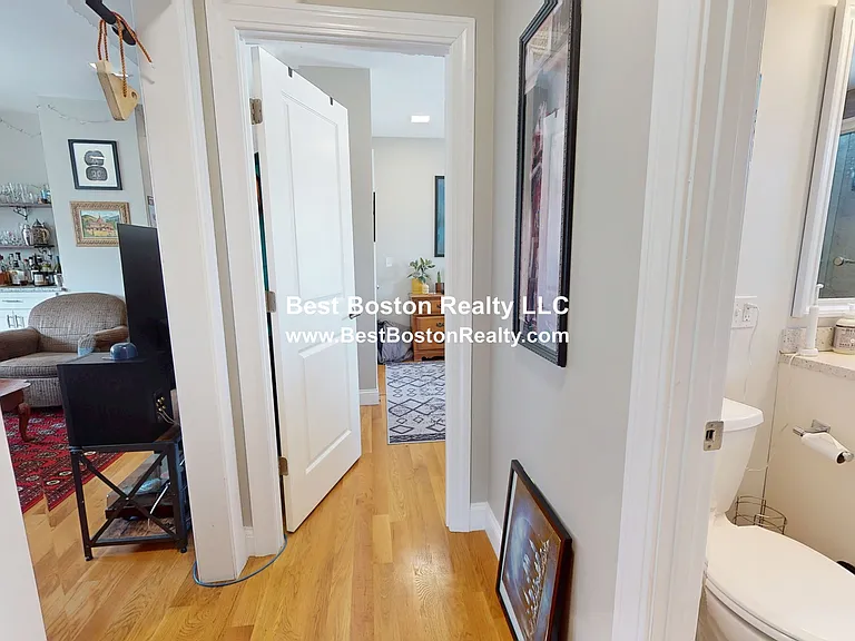 317 Main St #2 — Photo 14