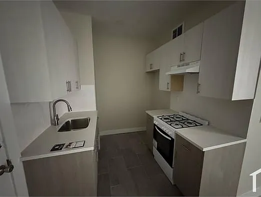 88 Pulaski St #10 — Photo 1