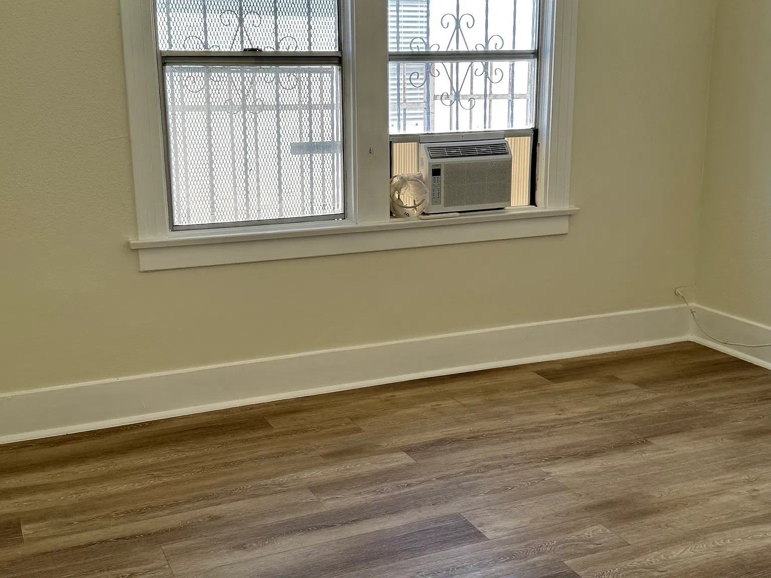 5507 S Wilton Pl — Photo 3
