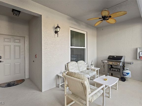 2nd image of 10230 Washingtonia Palm Way APT 1914