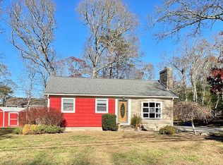 43 Pinecrest Beach Dr, East Falmouth, MA 02536