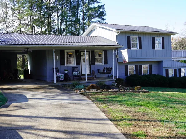 580 Pontiac Dr, Shelby, NC 28152