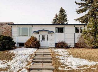 3823 E 49th St NE, Calgary, AB T1Y1Y5