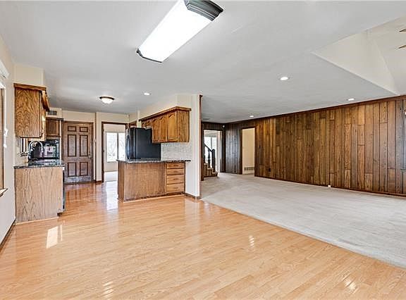 4th image of 8109 Nall Ave