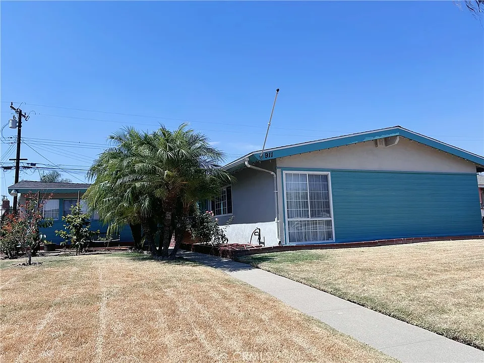 911 E La Verne Ave #1