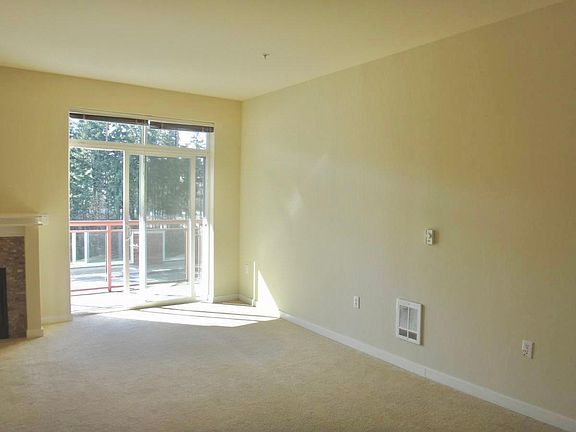 5th image of 16141 Cleveland St Unit 618