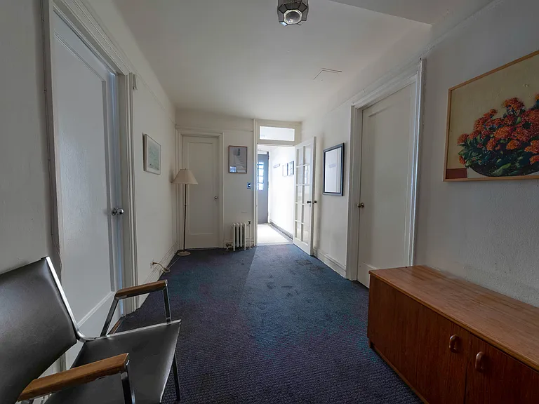 311 E 72nd St #1G — Photo 6