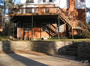 2590 Shadow Pine Dr, Roswell, GA 30076