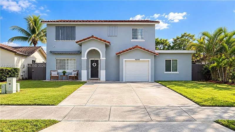 3 bed, 2.5 bath, $3,800 — Photo 1