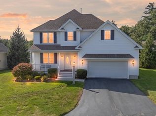 17 Stone Castle Dr Unit 17, Methuen, MA 01844