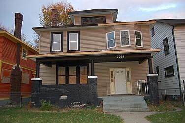 1st image of 3025 N Park Ave