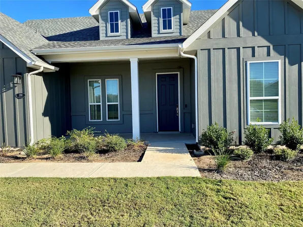 359 Raptor Beak Way, Cedar Creek, TX 78612