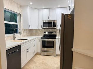 550 SW Natura Ave, Deerfield Beach, FL 33441