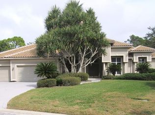 2040 Timucua Trl, Nokomis, FL 34275