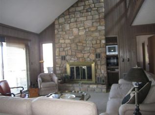 102 Snowbird Trl, Beech Mountain, NC 28604