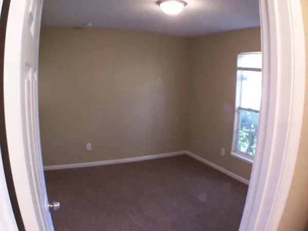 2902 W 5th St — Photo 5