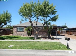 351 N B St, Tulare, CA 93274