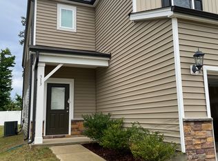 313 Wilbur Lake Dr, Fuquay Varina, NC 27526