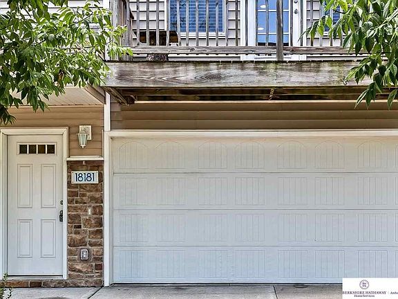 3rd image of 18181 Hayes Ct