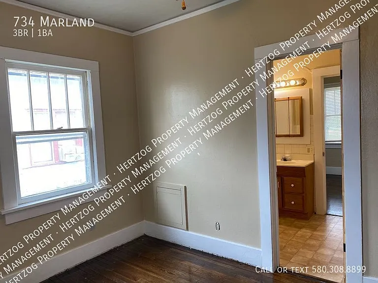 734 Marland Dr — Photo 18