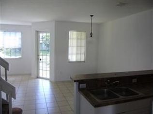 967 Tortuga Ln, Riviera Beach, FL 33404