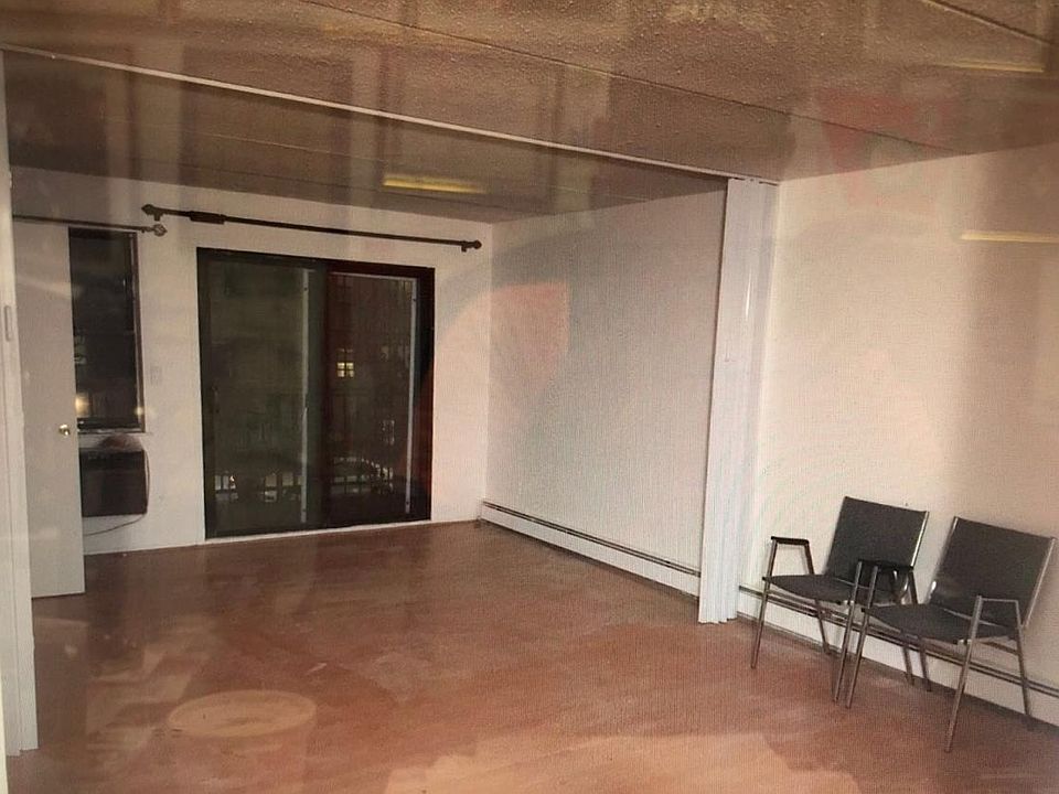 1st image of 14343 Barclay Ave APT 2