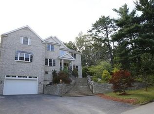 39 Rustic Dr, Worcester, MA 01609