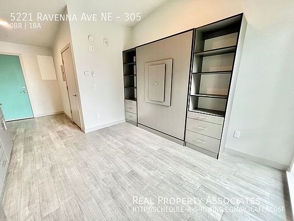 4th image of 5221 Ravenna Ave NE #305