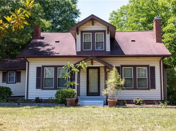 7384 Walnut Cove Rd, Walnut Cove, NC 27052