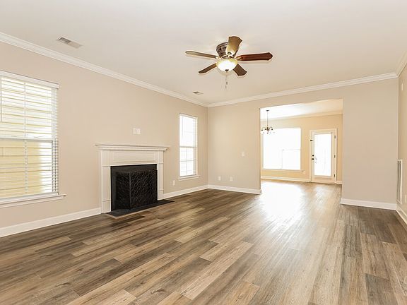 5th image of 2439 Cason Ln