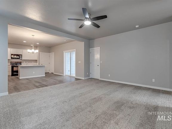 5th image of 719 E Whiskey Flats St