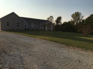 8033 Bridgeport Rd, Bridgeport, IL 62417