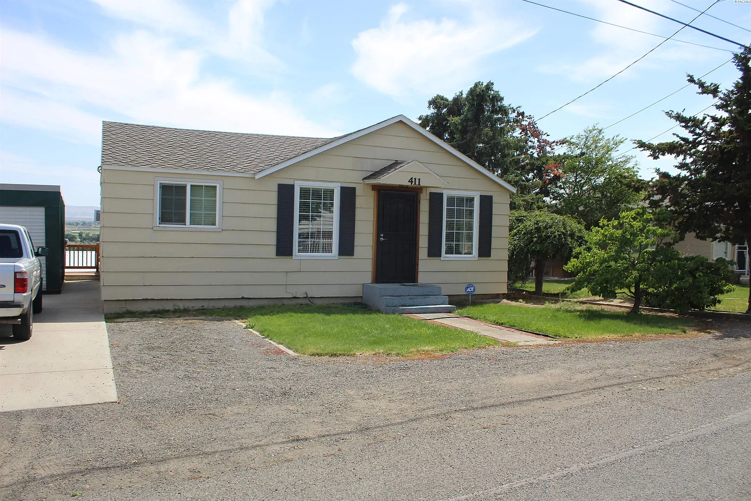 411 W Grandview Ave photo 1