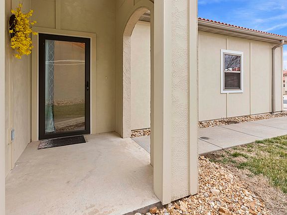 4th image of 153 Siena Boulevard