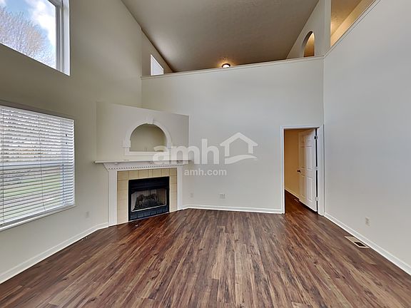 5th image of 837 Avalon Dr
