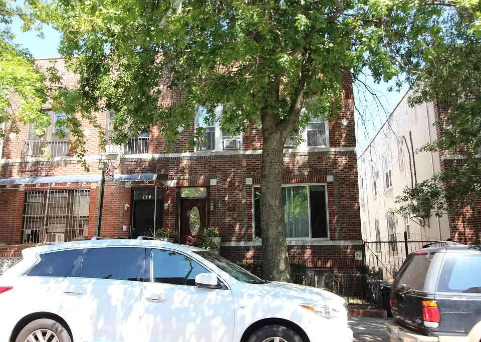 2nd image of 843 44th St