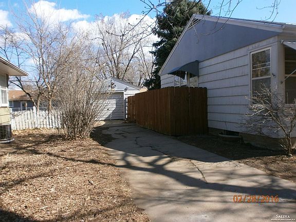 2nd image of 1823 Gebhart St