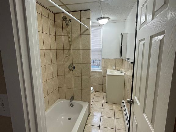 4th image of 56 Fayette St Floor 3