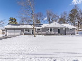 53 Kenmore Dr, Longmeadow, MA 01106