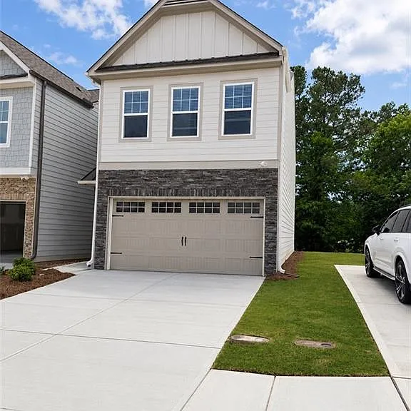 508 Hayes Ln — Photo 1