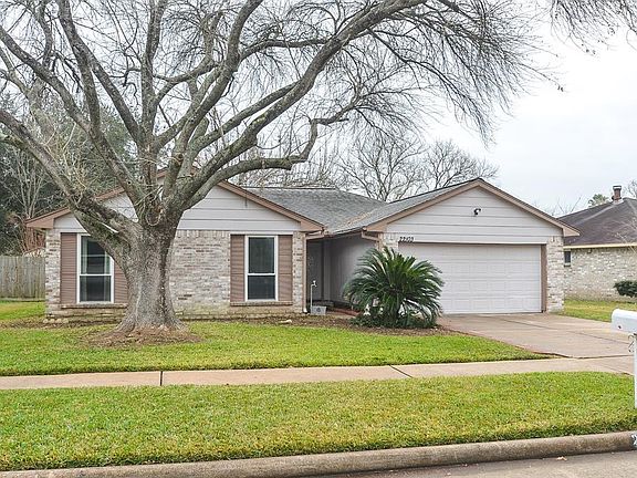 3rd image of 22103 Pearl Lake Dr