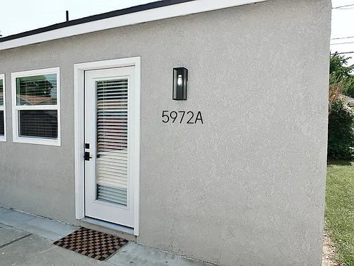 5972 Coke Ave Photo 1