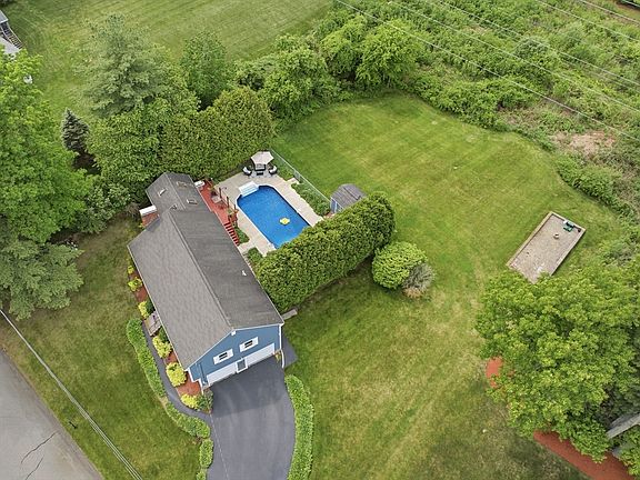 3rd image of 51 Sheffield Rd